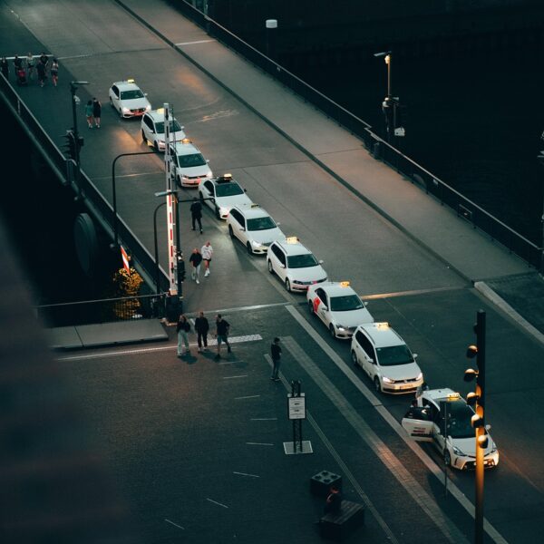taxi-7712525_1280